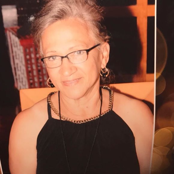 Meet your Posher, Alice - Picture 1 of 1